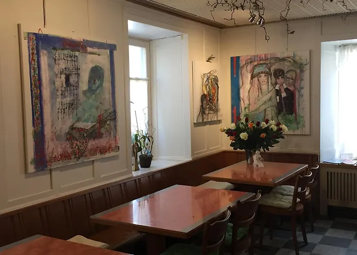 Cafe Olga Bed & Breakfast *