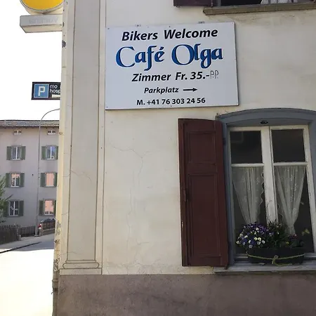 Cafe Olga Bed & Breakfast Trun